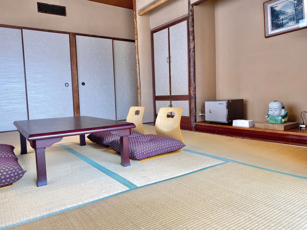 スーペリアルーム B (禁煙) 客室3 | 日本旅館 松亀荘