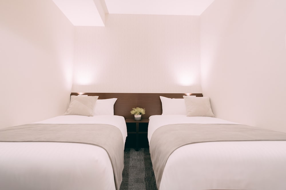 スタンダード ツインルーム | R Hotel Honmachi