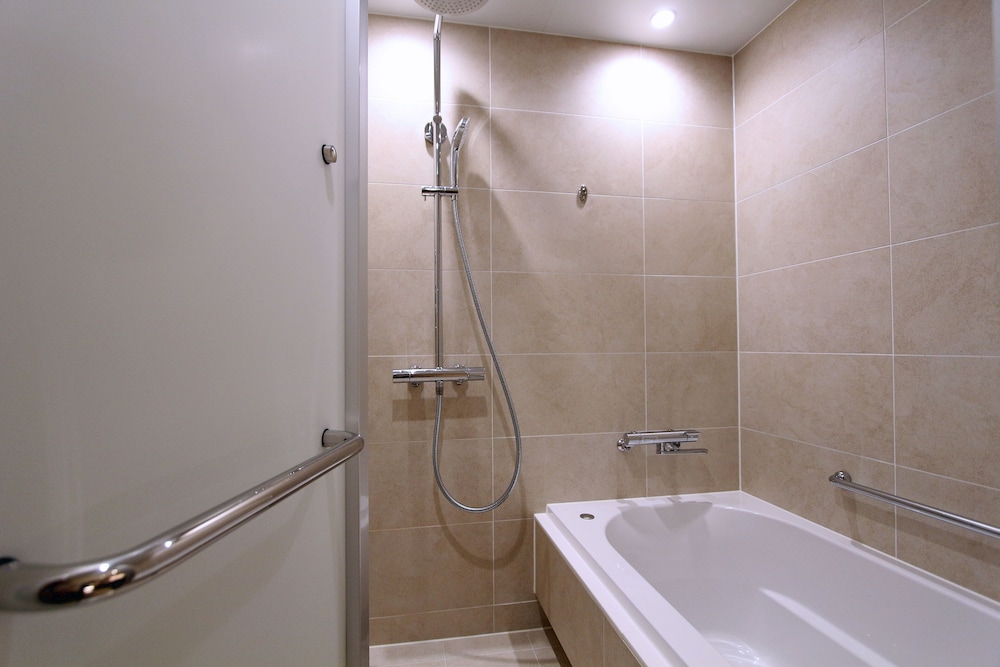 デラックスツイン禁煙 客室の設備とサービス4 | KAYA 京都 二条城 BW シグネチャーコレクション by ベストウェスタン