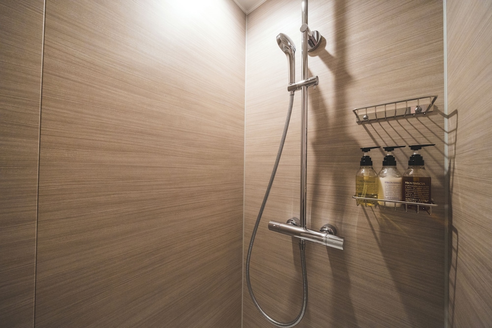 スタンダードキング禁煙 バスルーム0 | KAYA 京都 二条城 BW シグネチャーコレクション by ベストウェスタン