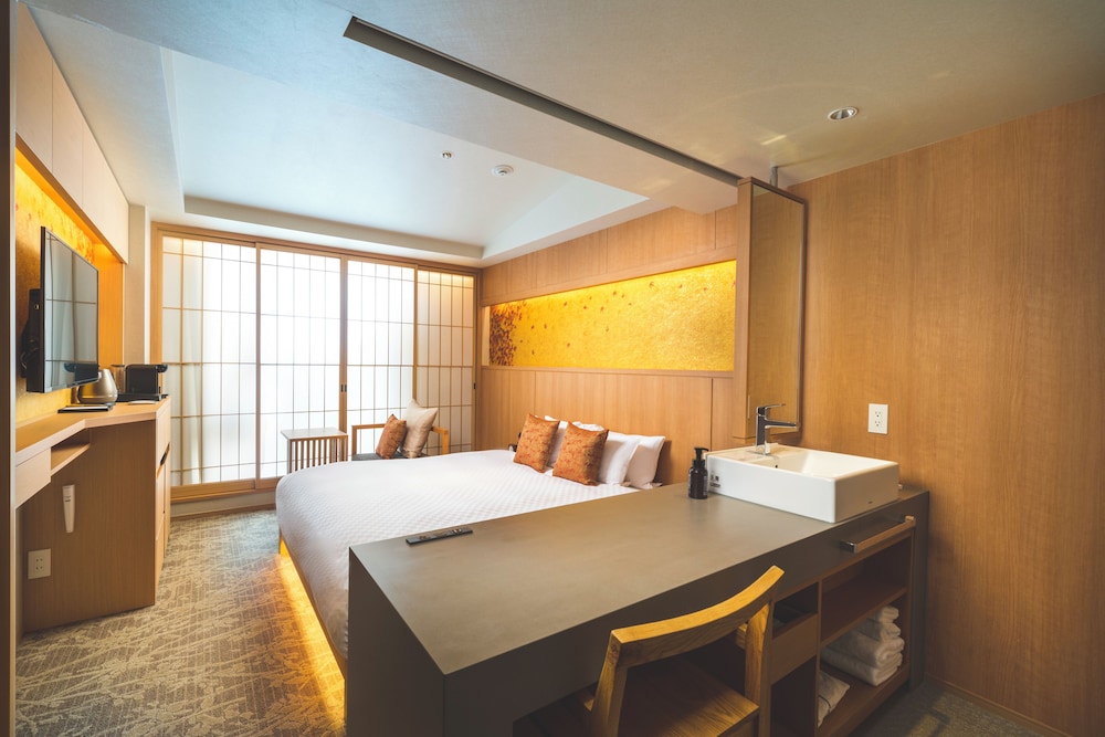 スーペリアキング禁煙 客室6 | KAYA 京都 二条城 BW シグネチャーコレクション by ベストウェスタン