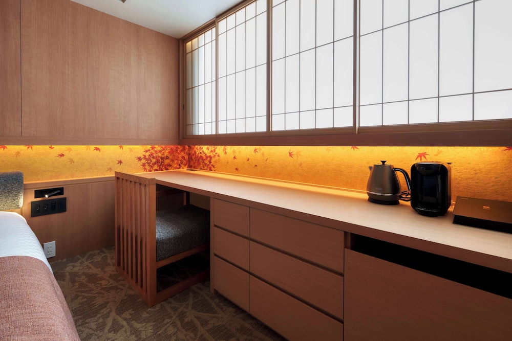 スタンダードキング禁煙 客室9 | KAYA 京都 二条城 BW シグネチャーコレクション by ベストウェスタン