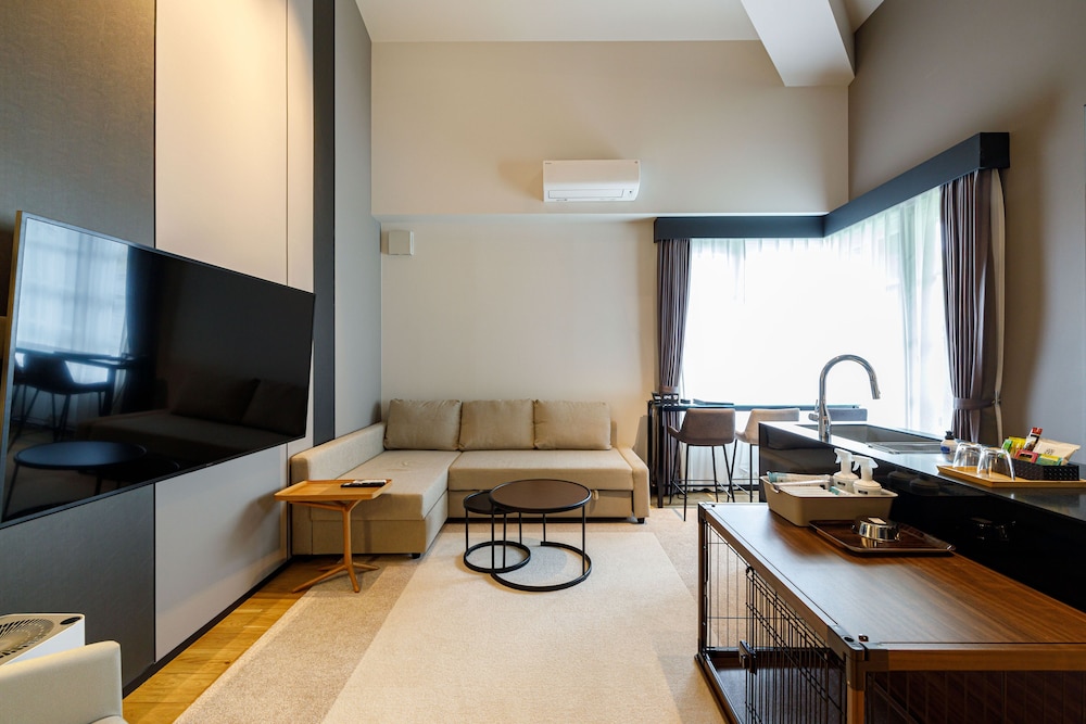 [108] クラブコーナールーム (愛犬同伴可) 禁煙 リビング エリア0 | オーソルヴェール軽井沢倶楽部