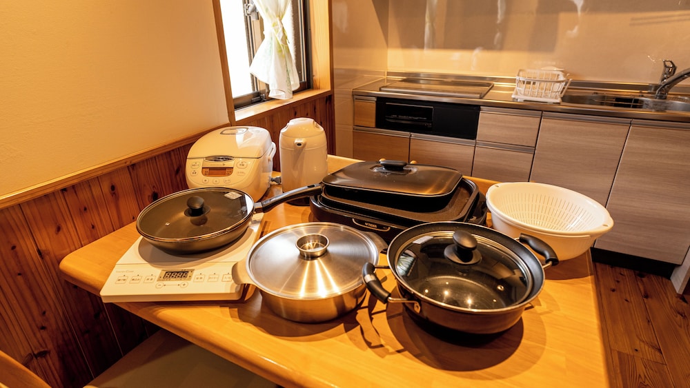 ベーシック アパートメント 専用キッチン0 | 今帰仁のペンション ぺんさじょうや