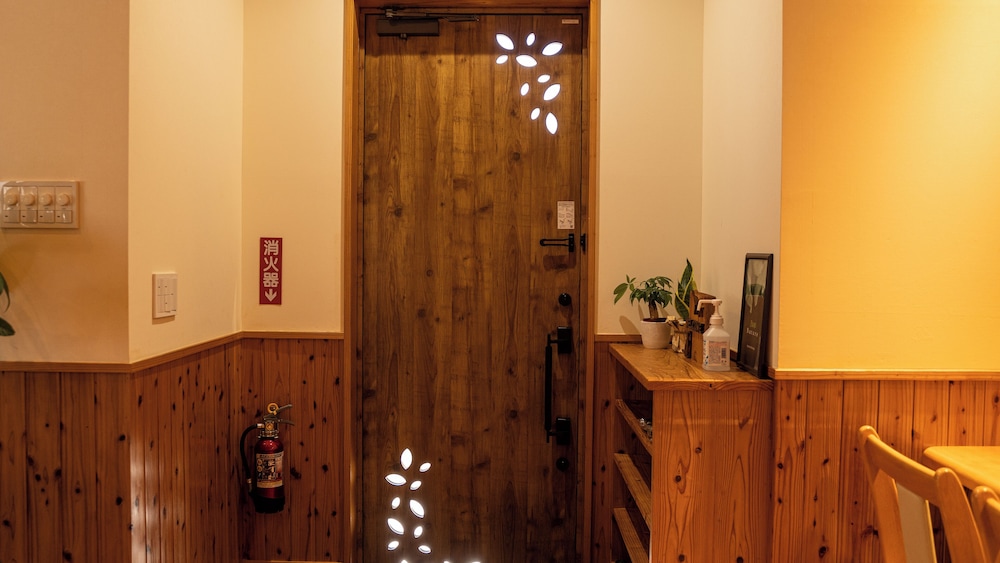 ベーシック アパートメント 客室9 | 今帰仁のペンション ぺんさじょうや