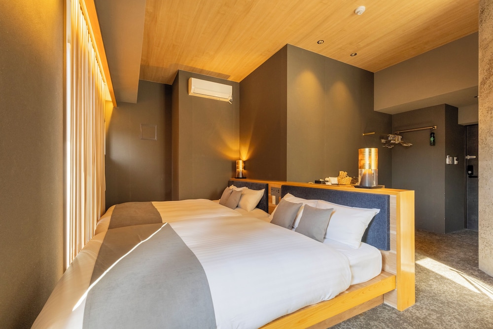 ベーシック ツインルーム | HOTEL TOMOS ASAKUSA