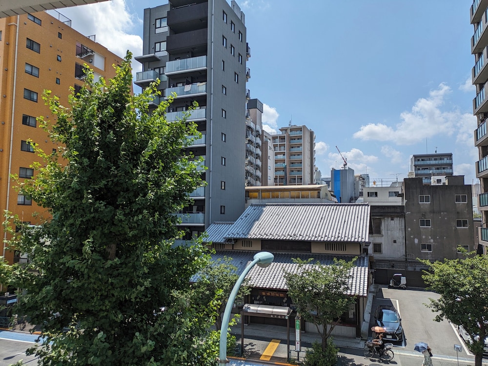ベーシック ダブルルーム テラス / パティオ0 | HOTEL TOMOS ASAKUSA