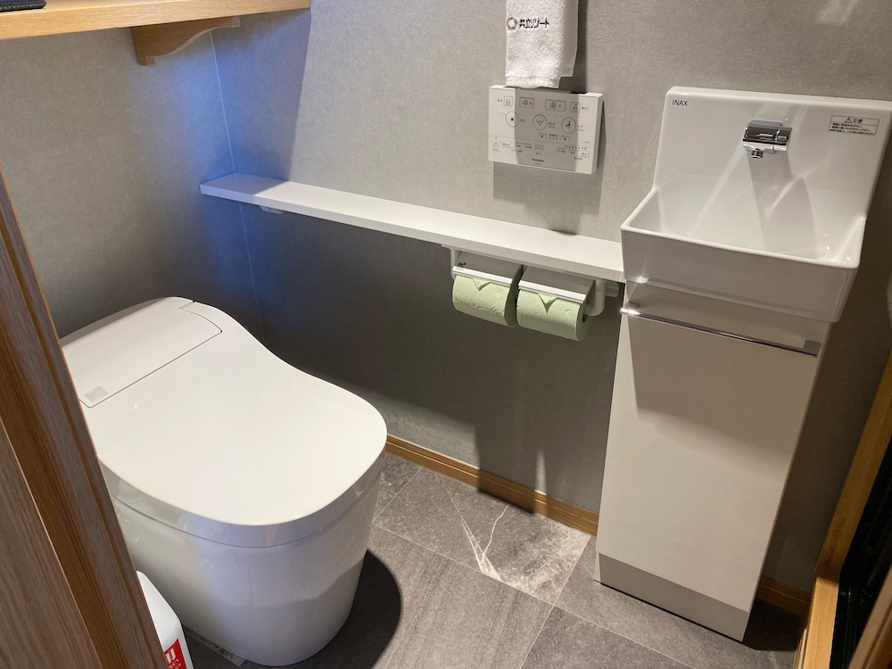 トリプルルーム 3 ベッドルーム 禁煙 客室3 | ラビスタ横須賀観音崎テラス