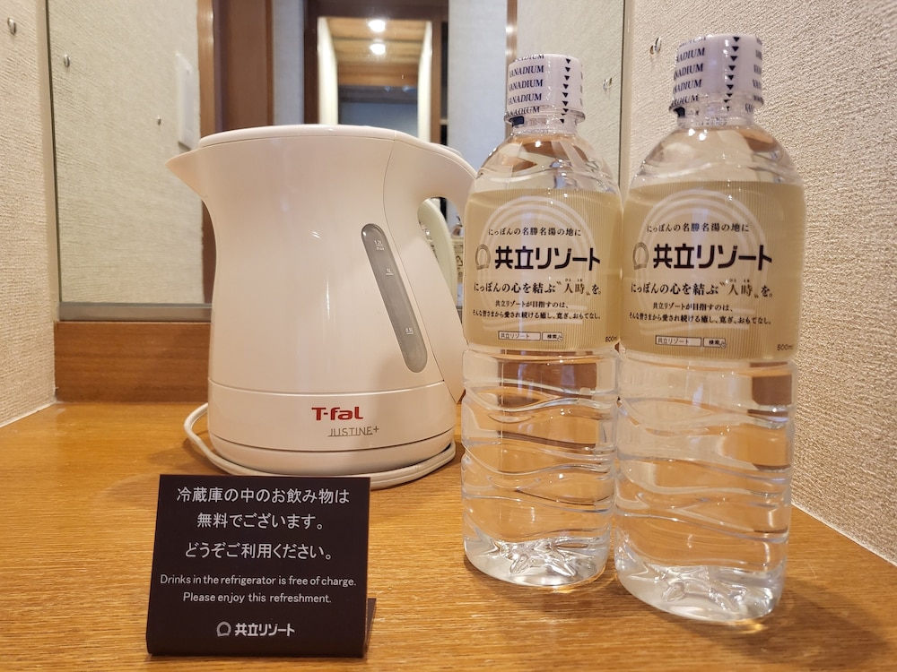 ツインルーム 禁煙 客室の設備とサービス1 | ラビスタ横須賀観音崎テラス