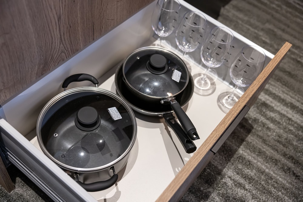 エコノミー 4 人部屋 専用キッチン2 | Hotel Liberte 京都五条