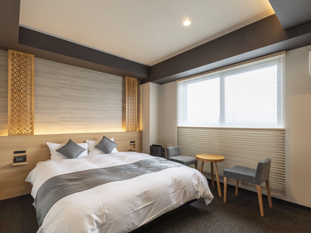 スタンダード ダブルルーム 禁煙 客室3 | Tabist kiki HOTEL KYOTO Gojo Karasuma