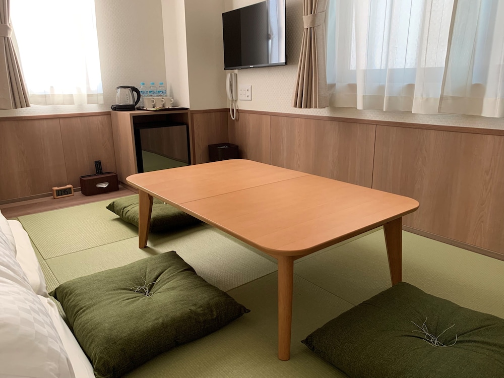 ベーシック トリプルルーム 禁煙 客室1 | 若 京都河原町ホテル