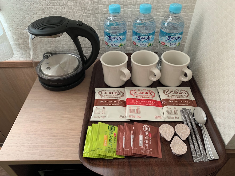 デラックス ツインルーム 禁煙 客室の設備とサービス0 | 若 京都河原町ホテル