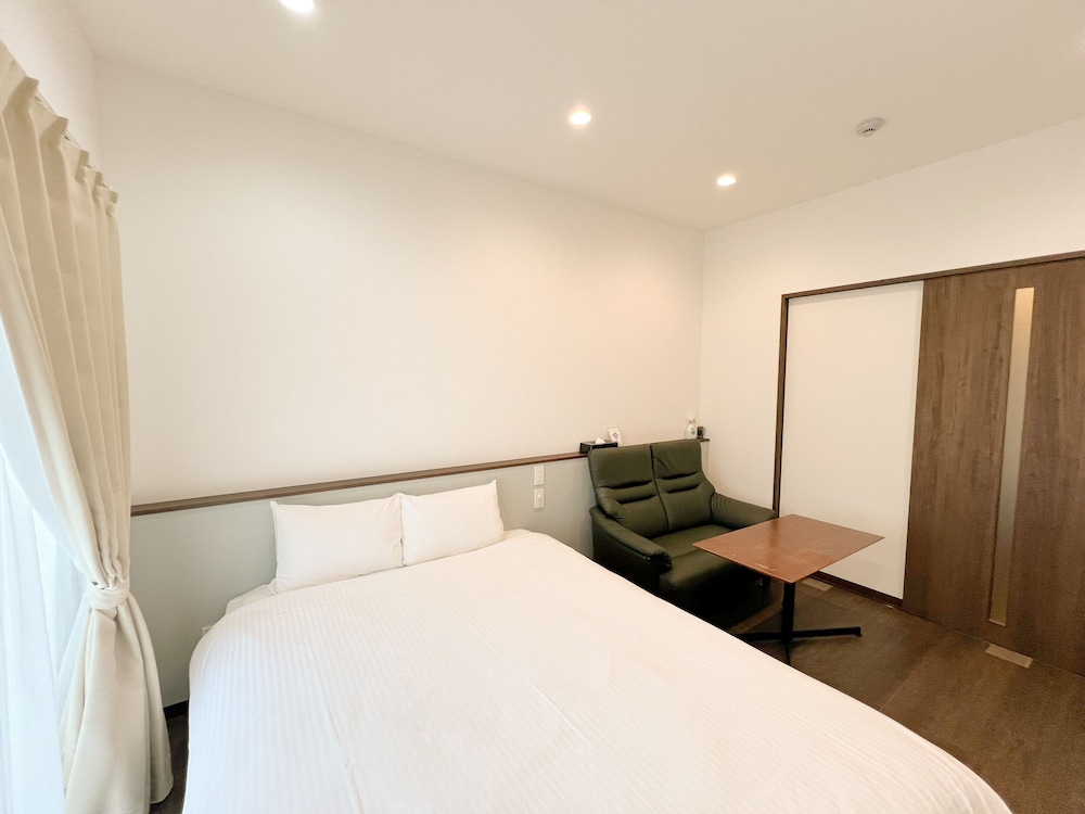 ベーシック ダブルルーム 客室1 | グランリーフ宮古島