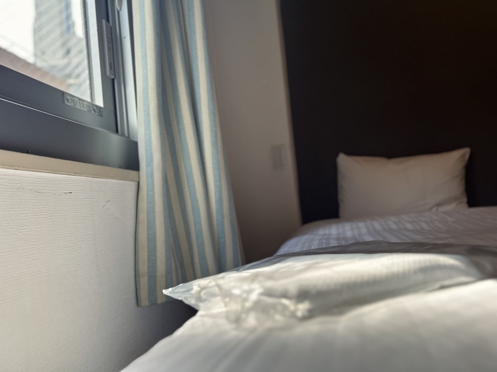 ダブルルーム 禁煙 | ホテルリブマックス梅田セントラル