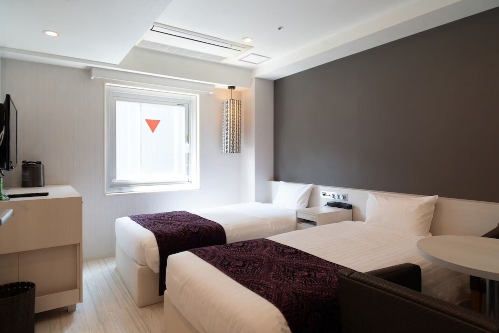 ラグジュアリー ツインルーム 禁煙 | ホテルリブマックス梅田セントラル