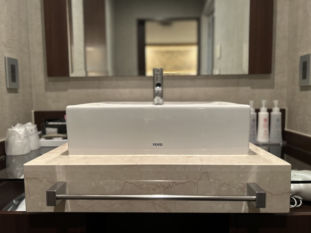 ラグジュアリー ダブルルーム 禁煙 バスルーム0 | ホテルリブマックス梅田セントラル