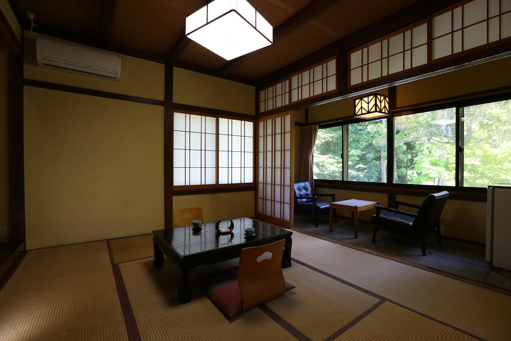 Annex - Standard Japanese Style Room 客室1 | 木曽古道 ぬくもりの宿 駒の湯