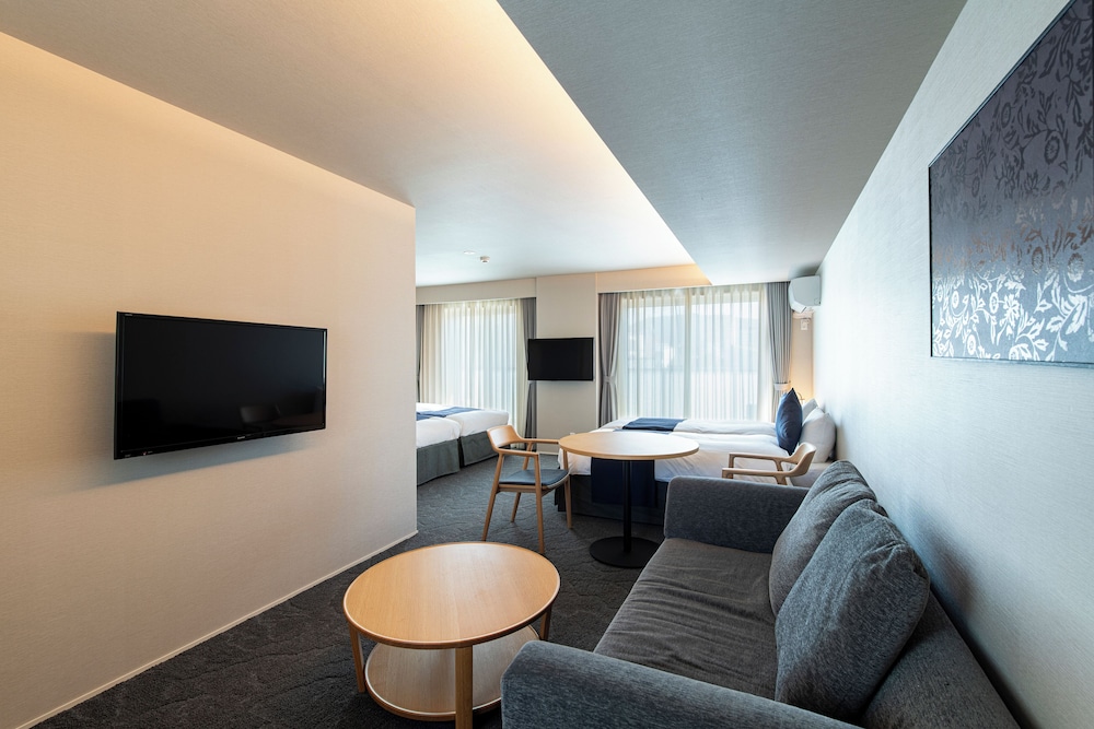 ラグジュアリー 4 人部屋 | 京ホテル 喜招邸 御所南