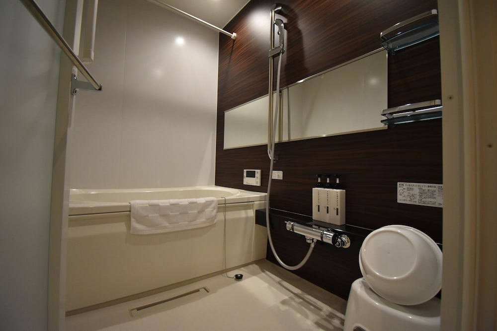 エコノミー ツインルーム バスルーム0 | 京ホテル 喜招邸 御所南