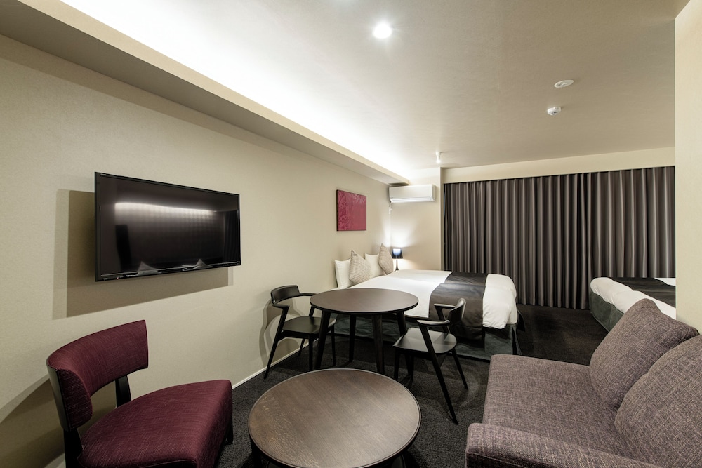 コンフォート 4 人部屋 客室2 | 京ホテル 喜招邸 御所南