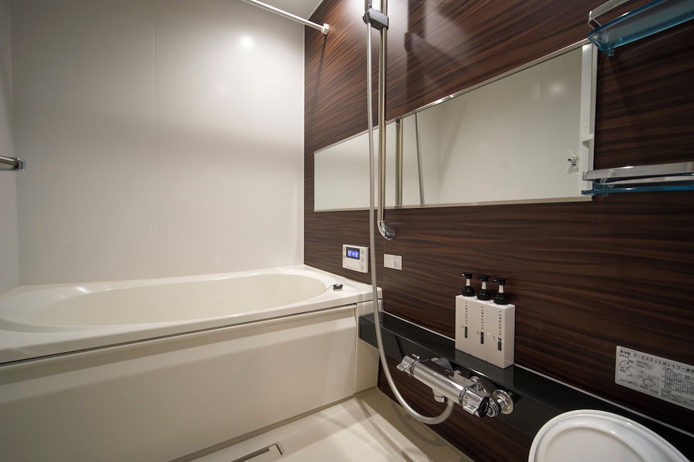 ベーシック ツインルーム バスルーム1 | 京ホテル 喜招邸 御所南