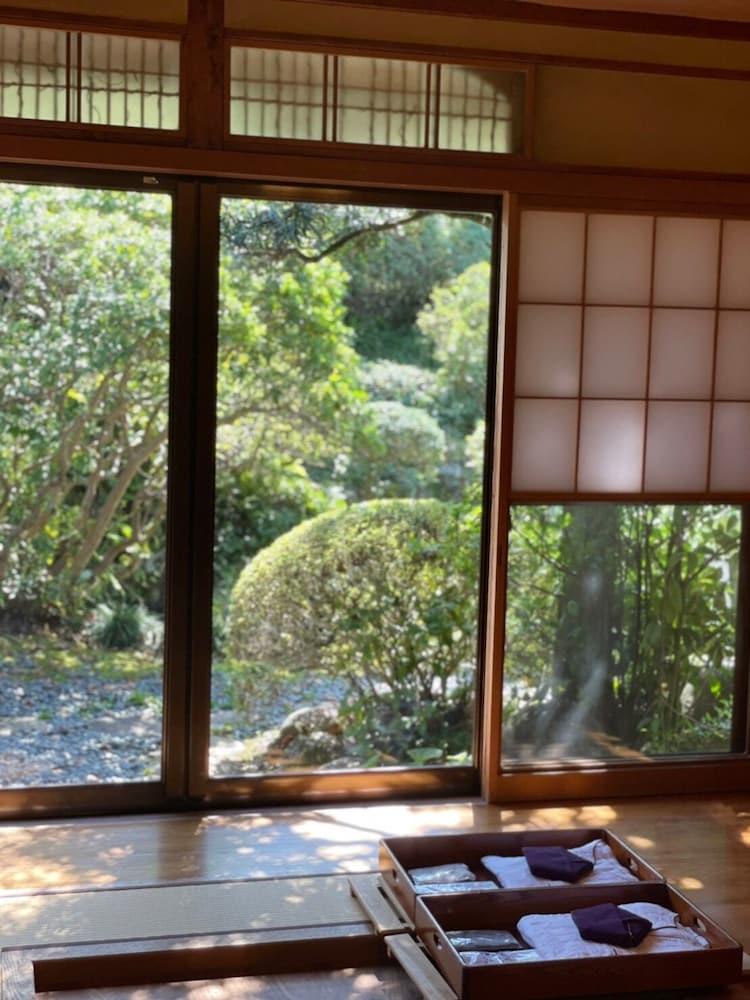 ラグジュアリー スイート ガーデンビュー 客室0 | 修善寺 絆+