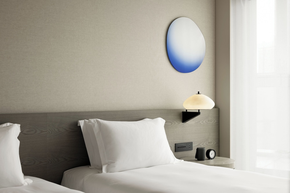 スタンダード ルーム シングルベッド 2 台 (Shower) | ホテル虎ノ門ヒルズ - アンバウンド コレクション by Hyatt