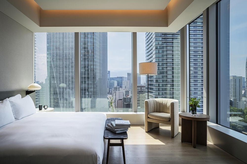 パノラミック スイート キングベッド 1 台 コーナー (Tower View) | ホテル虎ノ門ヒルズ - アンバウンド コレクション by Hyatt