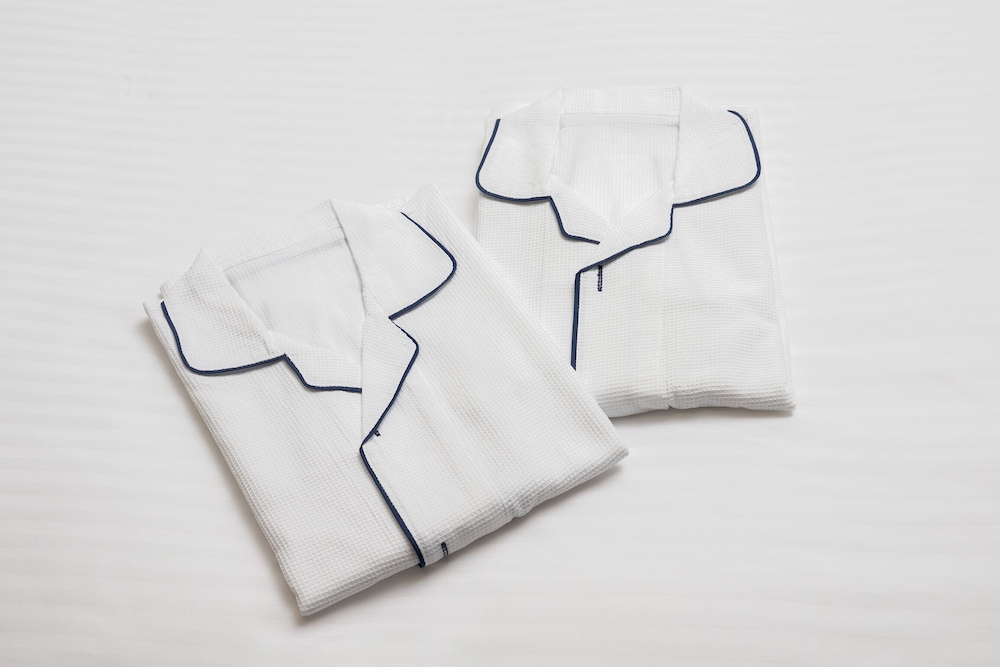 ベーシック ダブルルーム ワードローブ0 | 静鉄ホテルプレジオ 大阪心斎橋