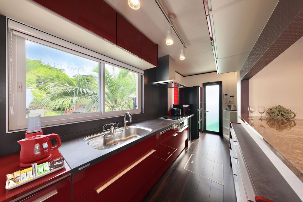 月光 (素泊まり) 禁煙 専用キッチン1 | クリスタル別荘白浜