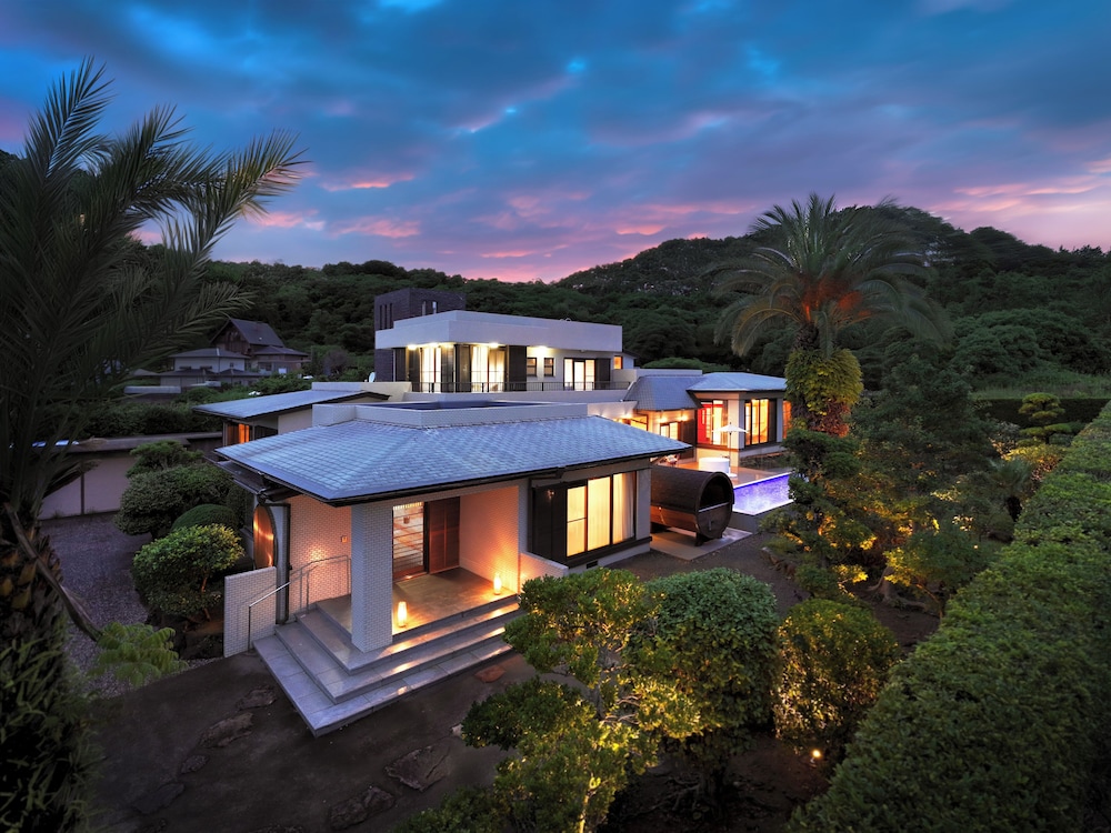 三段壁 (素泊まり) 禁煙 客室5 | クリスタル別荘白浜