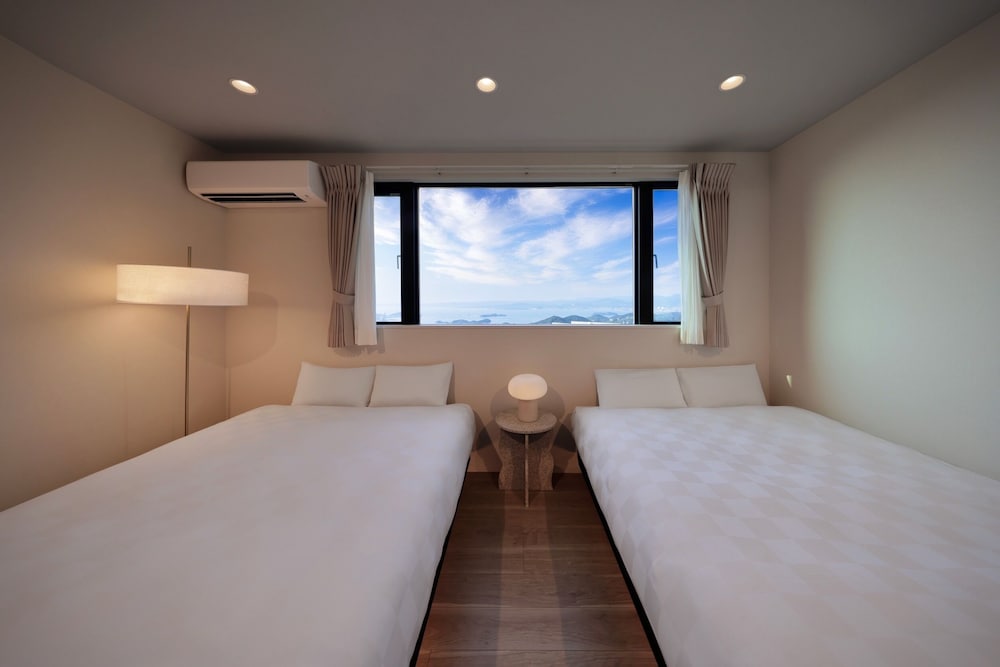 山と海 (素泊まり) 禁煙 客室4 | クリスタル別荘白浜