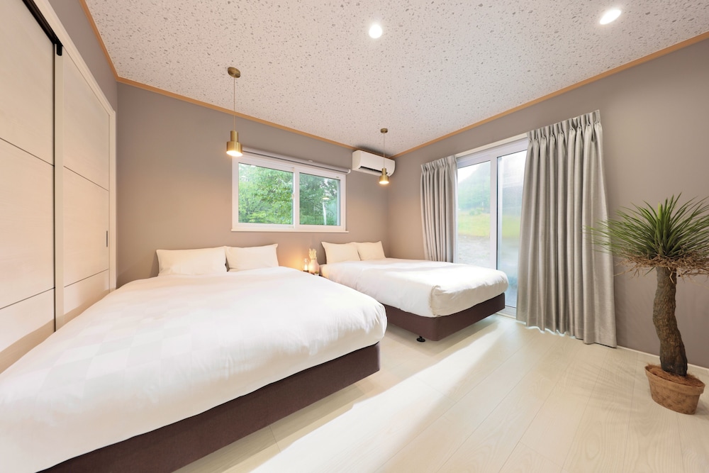 月光2号棟 (素泊まり) 禁煙 客室2 | クリスタル別荘白浜