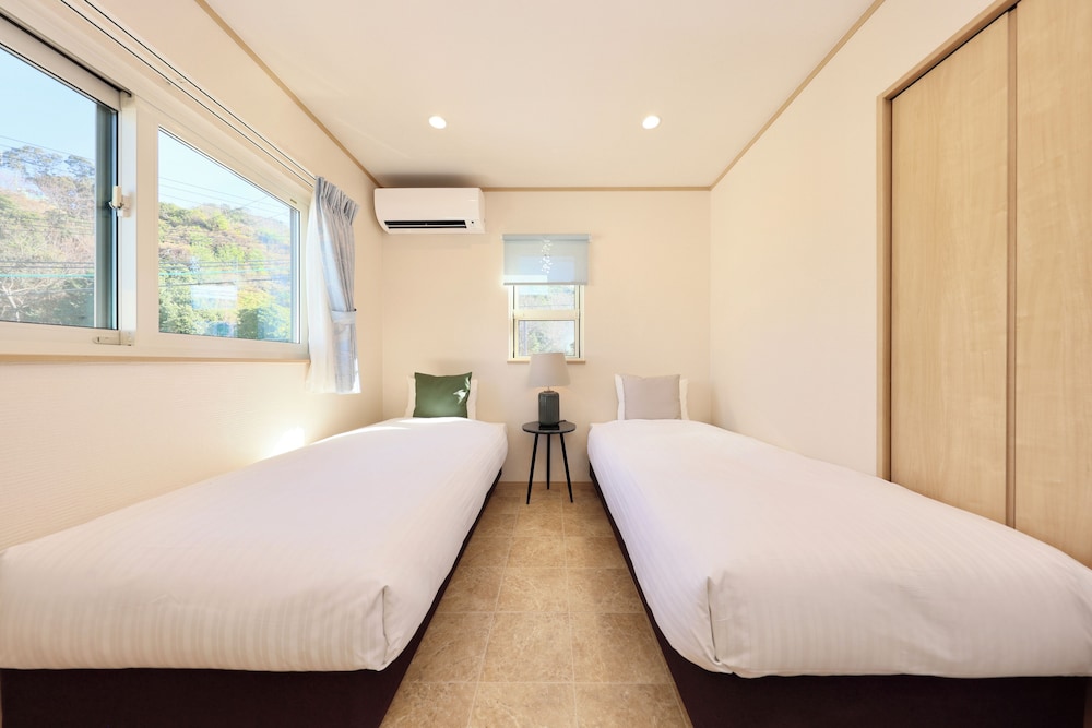 一輪花2号棟 (素泊まり) 禁煙 客室2 | クリスタル別荘白浜