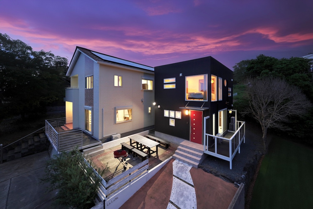 【2棟セット】紬（素泊まり）禁煙 | クリスタル別荘白浜