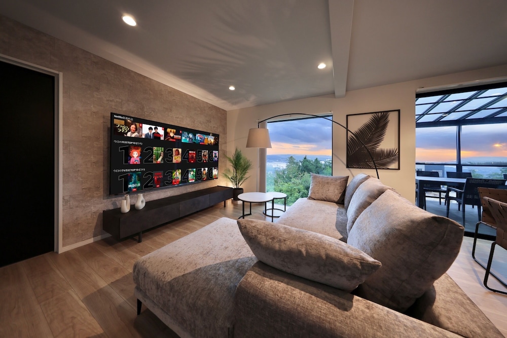 山と海 (素泊まり) 禁煙 リビング エリア0 | クリスタル別荘白浜