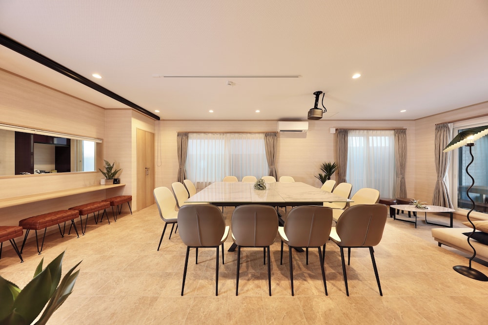 一輪花2号棟 (素泊まり) 禁煙 リビング エリア0 | クリスタル別荘白浜