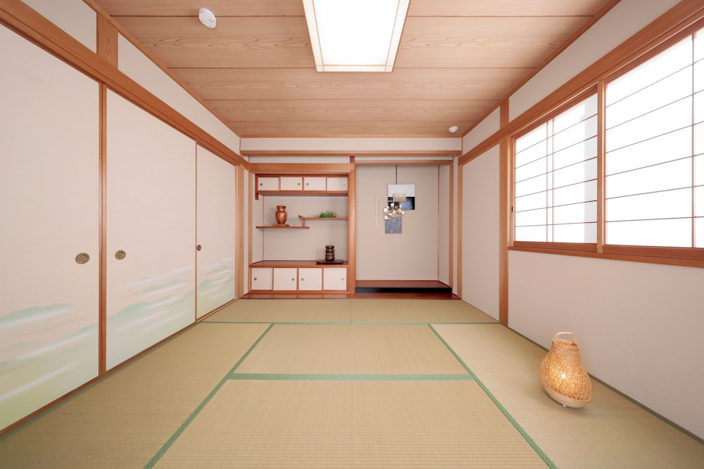 SLG (素泊まり) 禁煙 客室11 | クリスタル別荘白浜