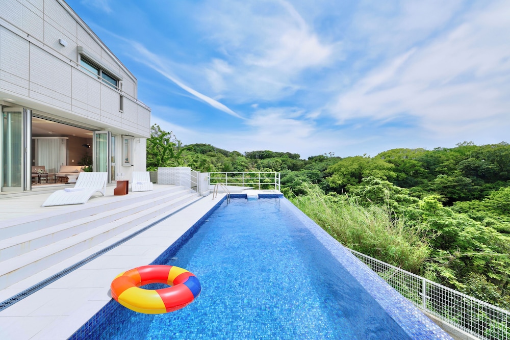 SLG (素泊まり) 禁煙 客室10 | クリスタル別荘白浜