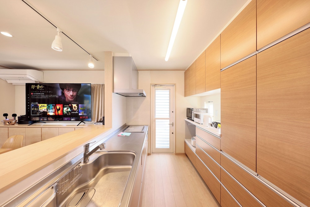 一輪花 (素泊まり) 禁煙 専用キッチン0 | クリスタル別荘白浜