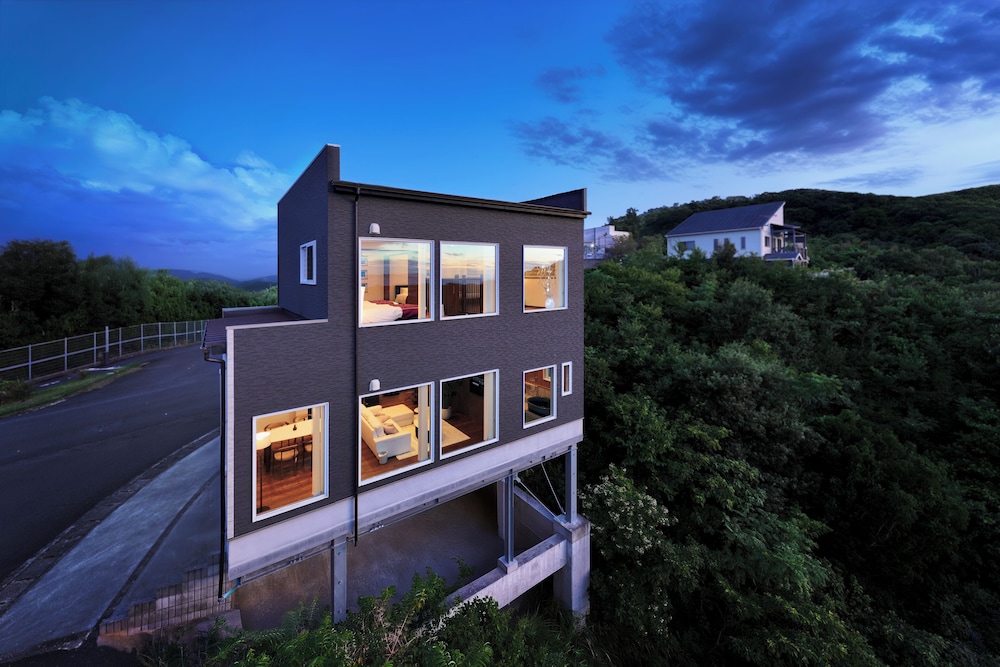 かしの木（素泊まり）禁煙 客室2 | クリスタル別荘白浜