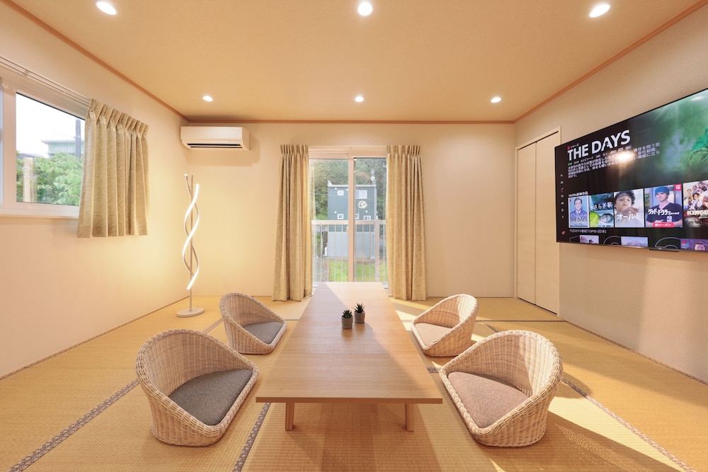 月光2号棟 (素泊まり) 禁煙 客室1 | クリスタル別荘白浜