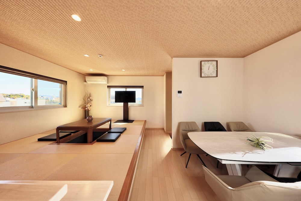 千鳥2号棟(素泊まり)禁煙 リビング エリア0 | クリスタル別荘白浜