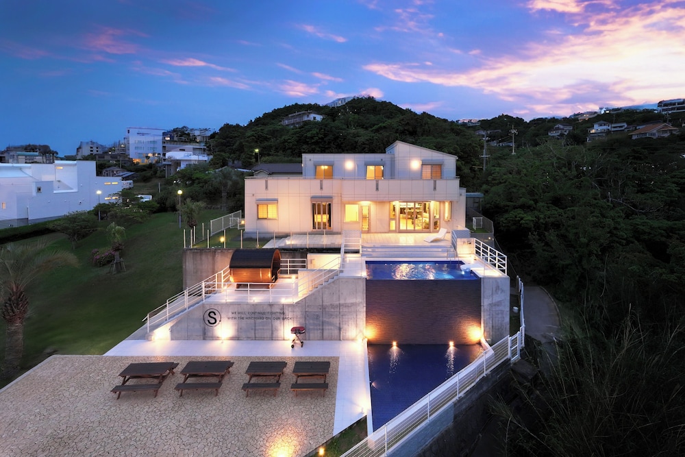 SLG (素泊まり) 禁煙 客室3 | クリスタル別荘白浜