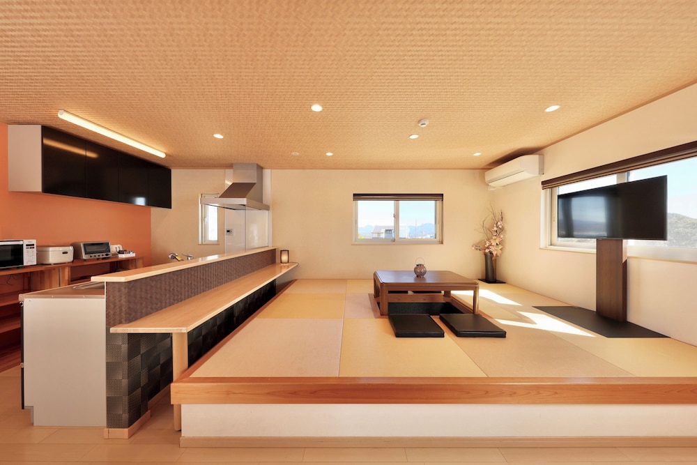 千鳥2号棟(素泊まり)禁煙 | クリスタル別荘白浜