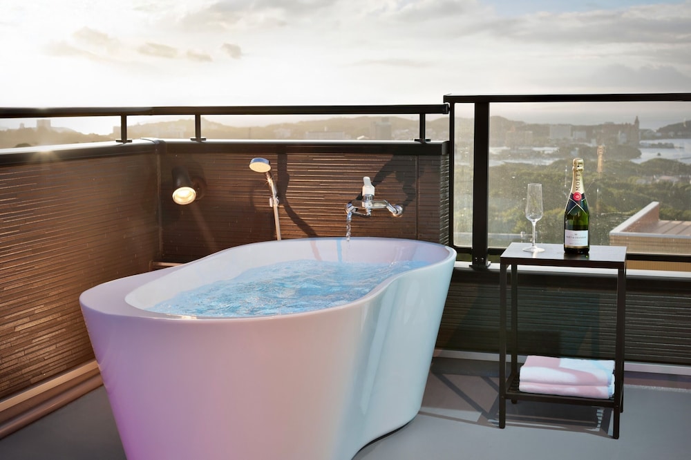 [犬同伴OK] 空旅 (素泊まり) 禁煙 バスルーム2 | クリスタル別荘白浜