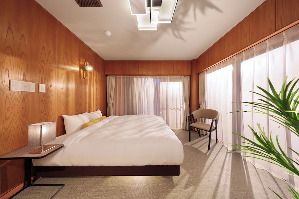 三段壁 (素泊まり) 禁煙 客室8 | クリスタル別荘白浜