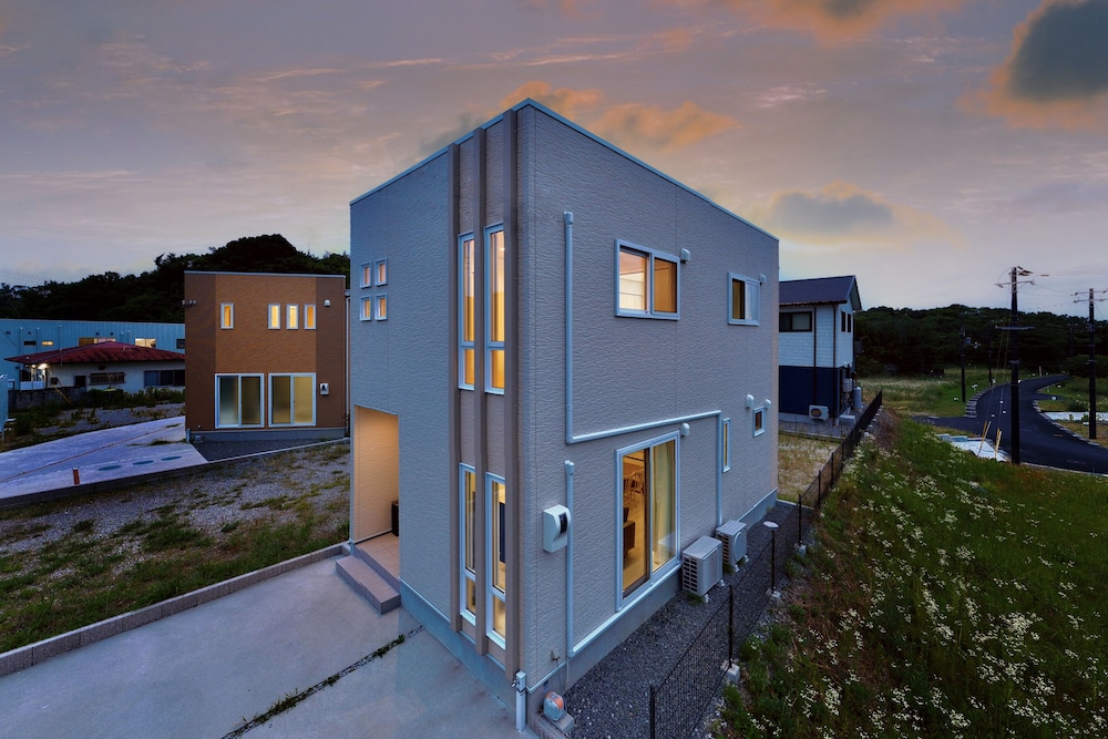 しらら１号棟 (素泊まり) 禁煙 客室1 | クリスタル別荘海の街