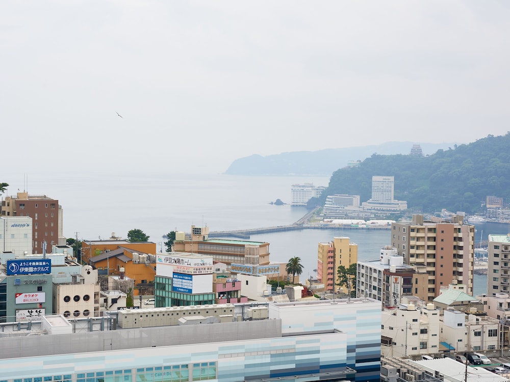 エコノミー ツインルーム シングルベッド 2 台 禁煙 部屋からの景観0 | シャトレーゼロッジ熱海